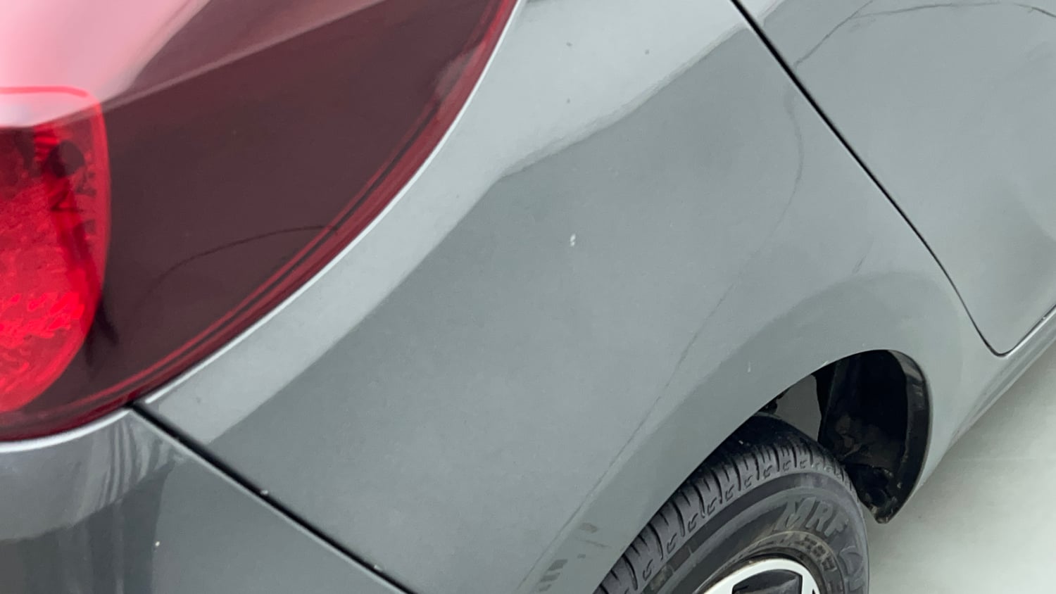 Used 2023 Tata Tiago XTA Petrol Automatic dents MINOR SCRATCH