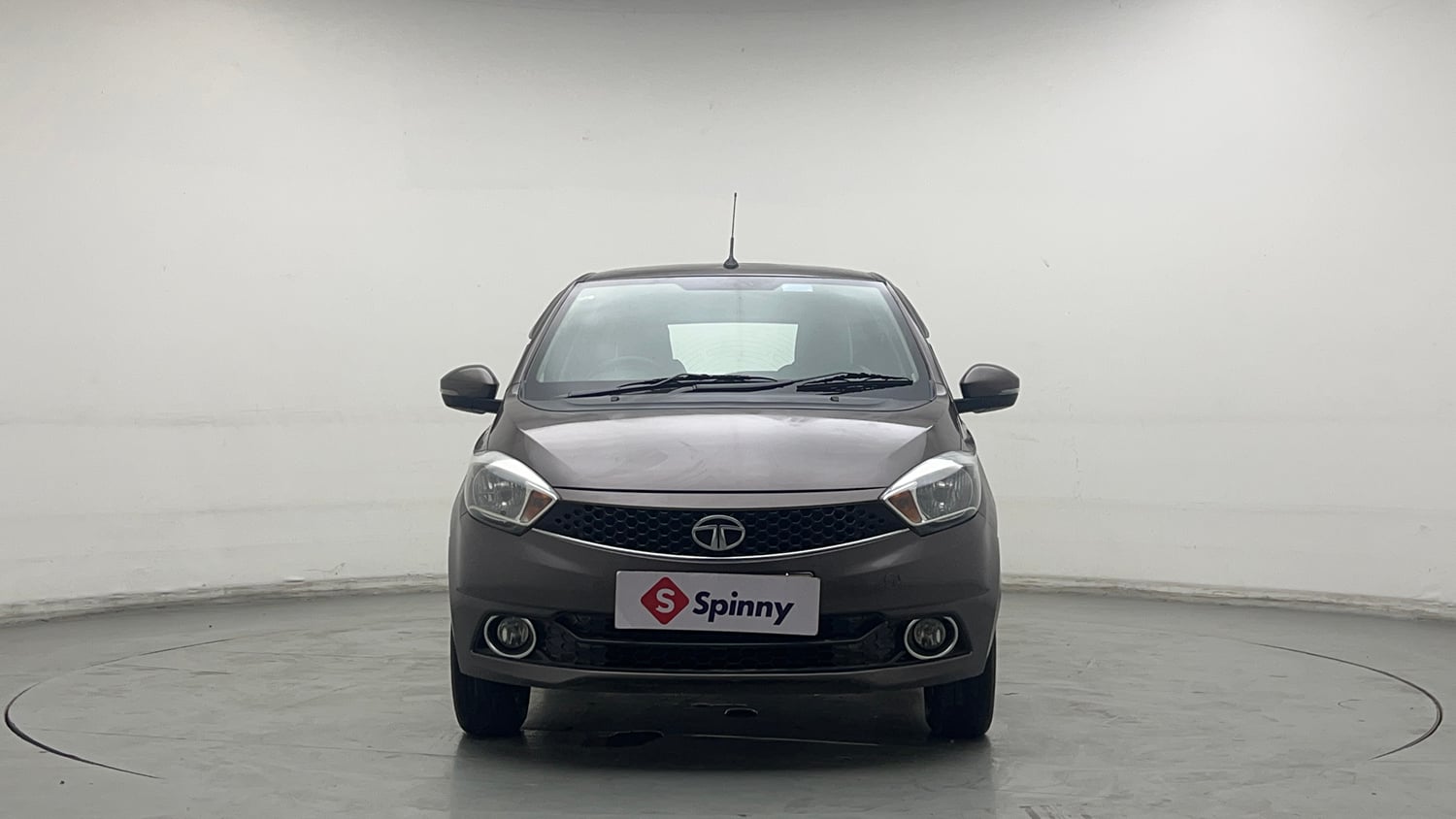 Used 2017 Tata Tiago Revotron XZA Petrol Automatic exterior FRONT VIEW