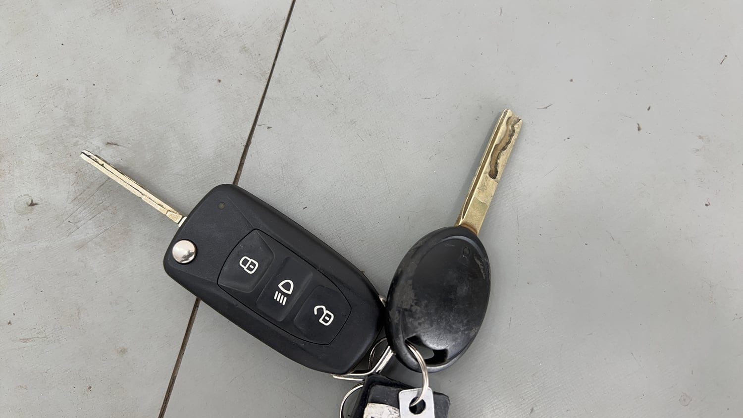 Used 2022 Tata Punch Adventure Rhythm Pack AMT Petrol Automatic extra CAR KEY VIEW