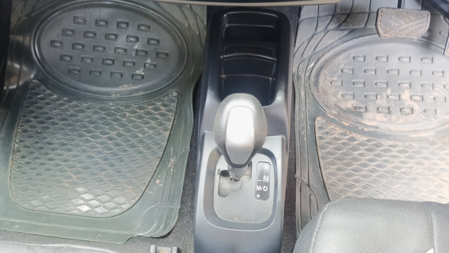 Used 2016 Maruti Suzuki Wagon R 1.0 VXI AMT Petrol Automatic interior GEAR  KNOB VIEW