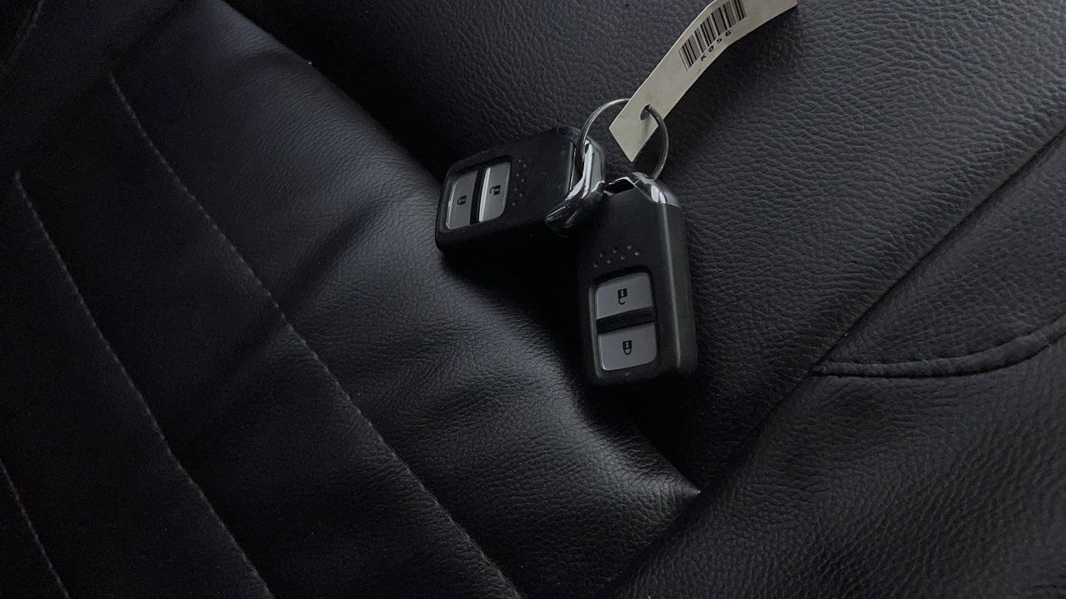 Used 2018 Honda BR-V V Petrol Petrol Manual extra CAR KEY VIEW