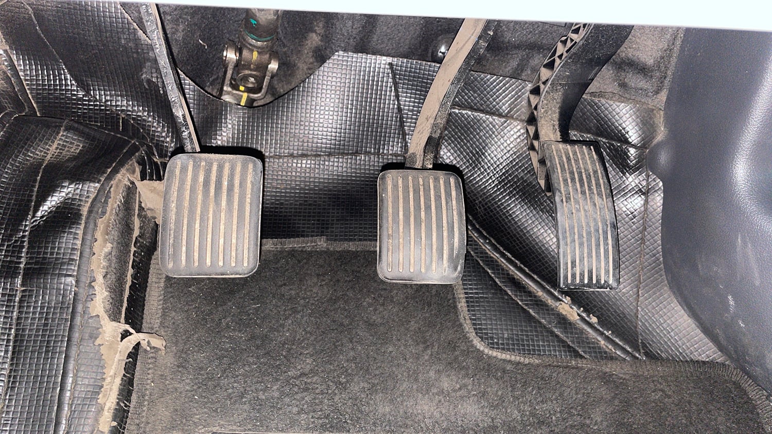 Used 2022 Hyundai Aura S 1.2 CNG Cng Manual interior PEDALS VIEW