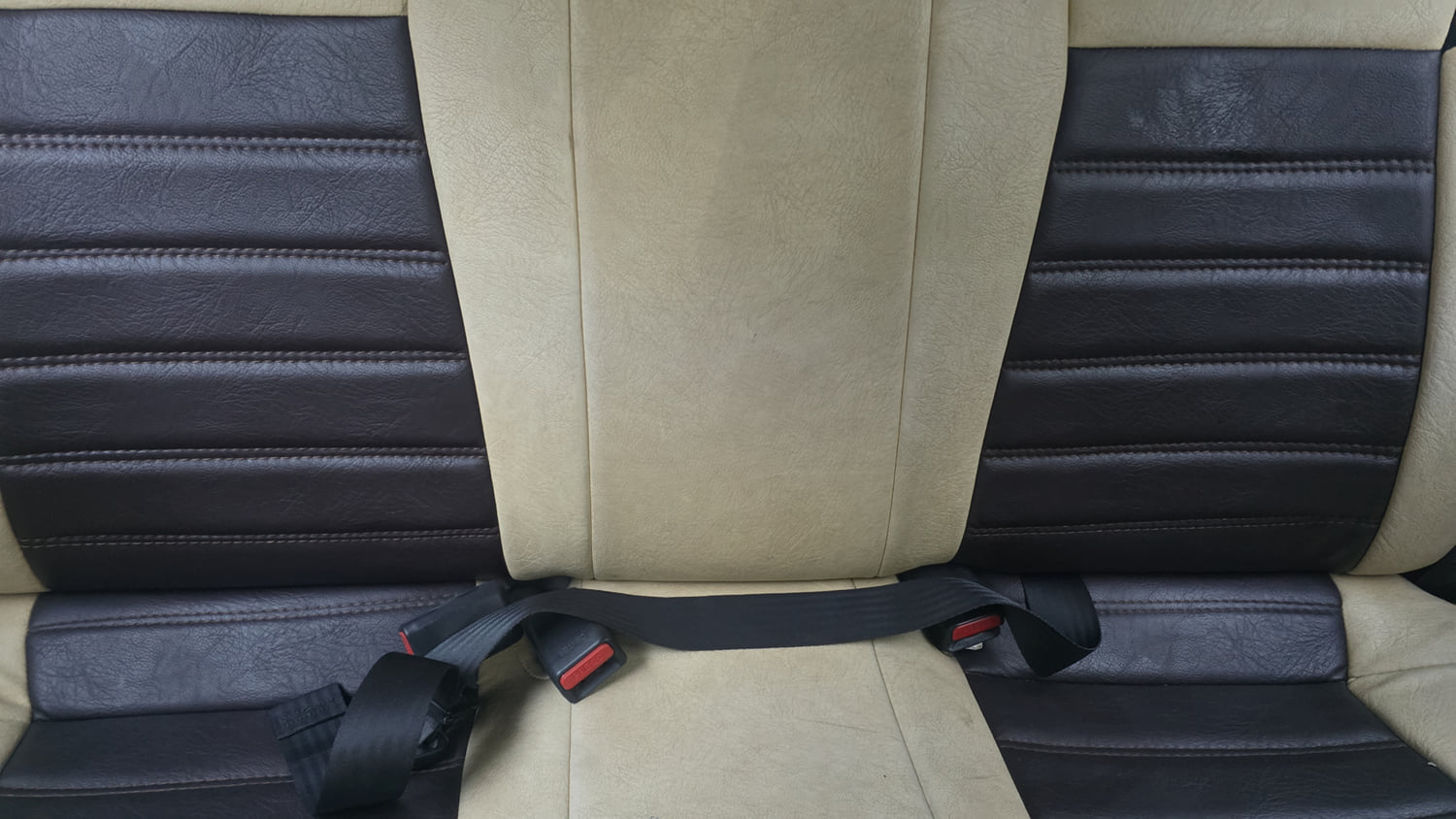 Used 2018 Hyundai Elite i20 Asta 1.2 Petrol Manual interior REAR SEAT CONDITION VIEW