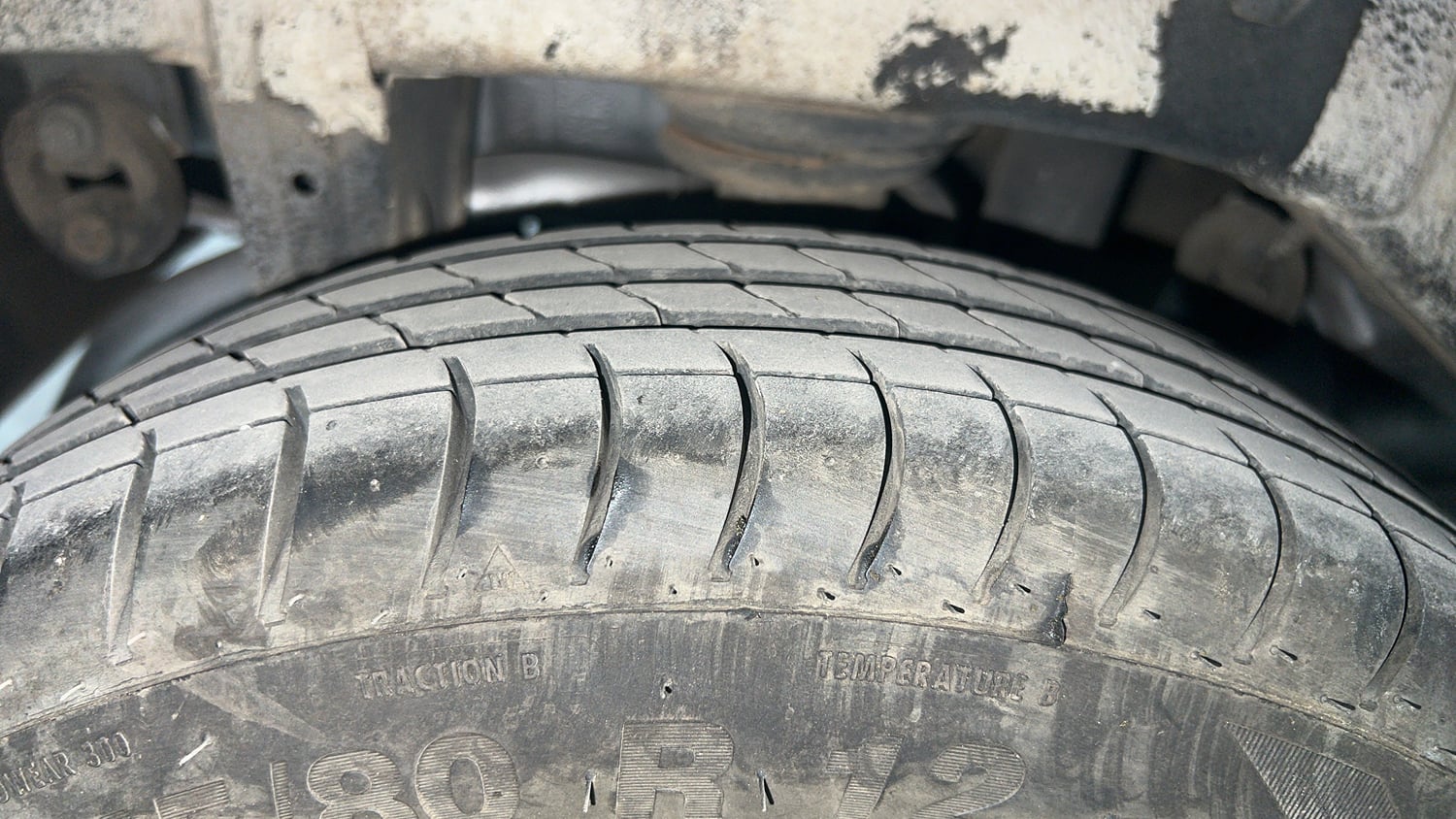 Used 2018 Maruti Suzuki Alto 800 VXi Petrol Manual tyres RIGHT REAR TYRE TREAD VIEW