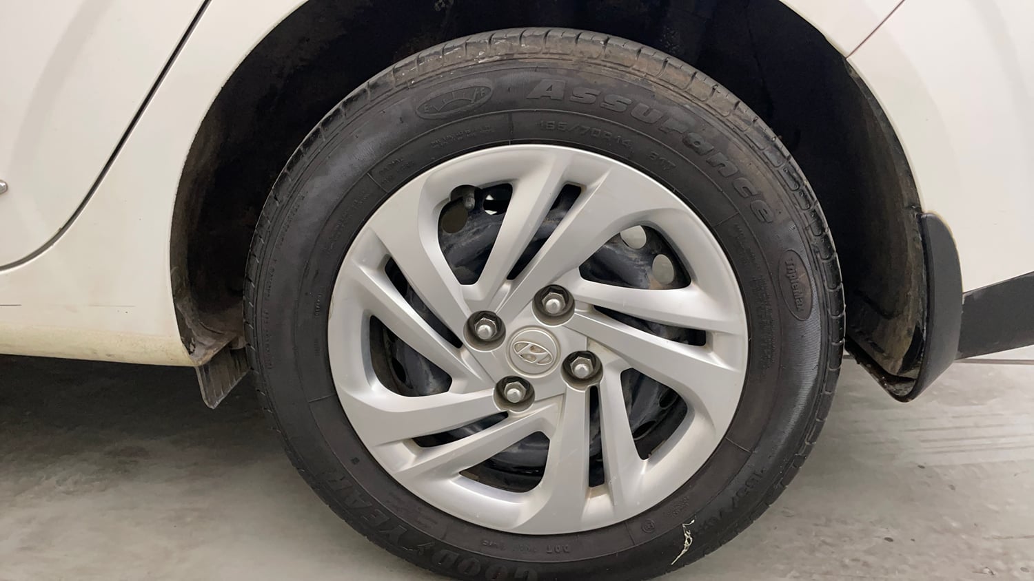 Used 2022 Hyundai Aura S 1.2 CNG Cng Manual tyres LEFT REAR TYRE RIM VIEW