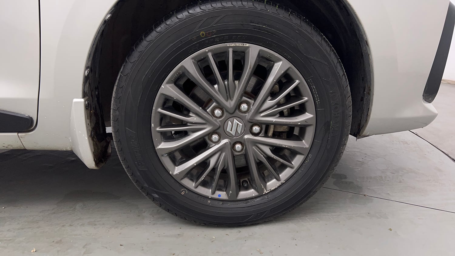 Used 2019 Maruti Suzuki Ertiga ZDi Plus 1.5 Diesel Diesel Manual tyres RIGHT FRONT TYRE RIM VIEW