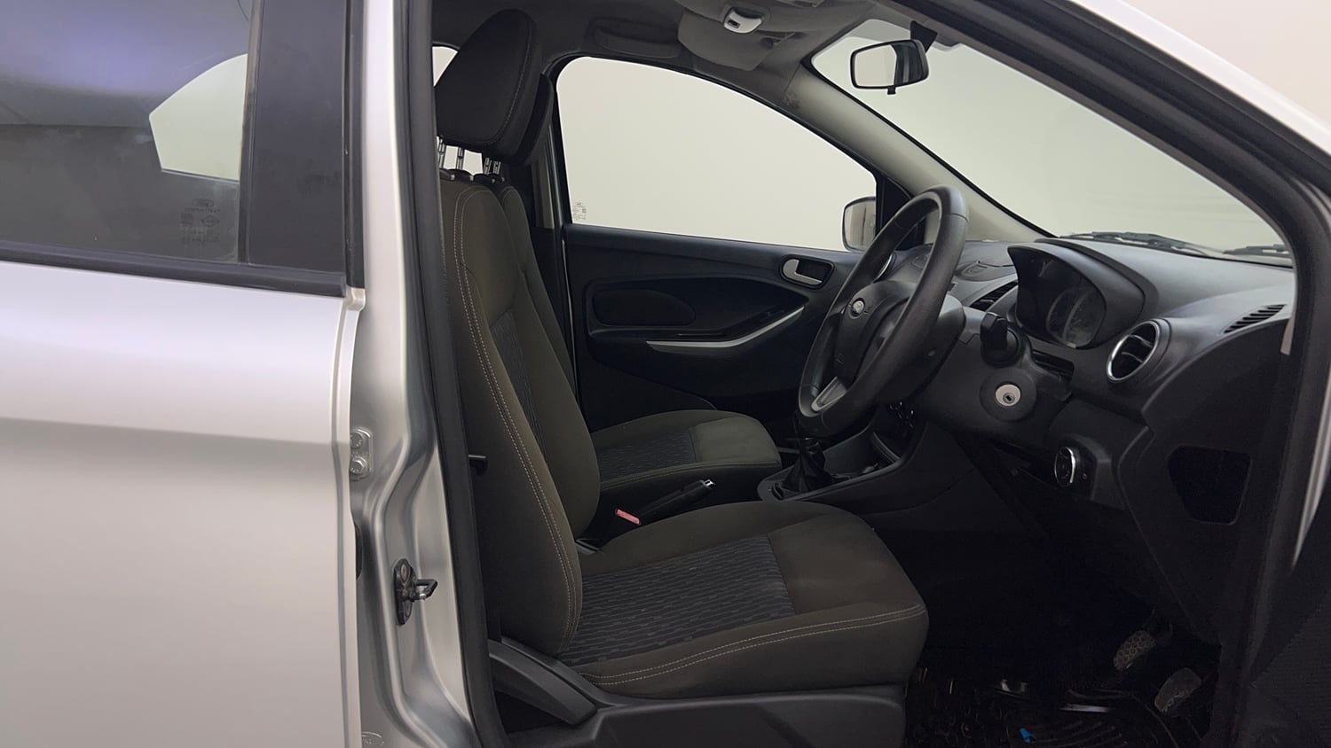 Used 2016 Ford Figo Trend 1.2 Ti-VCT Petrol Manual interior RIGHT SIDE FRONT DOOR CABIN VIEW