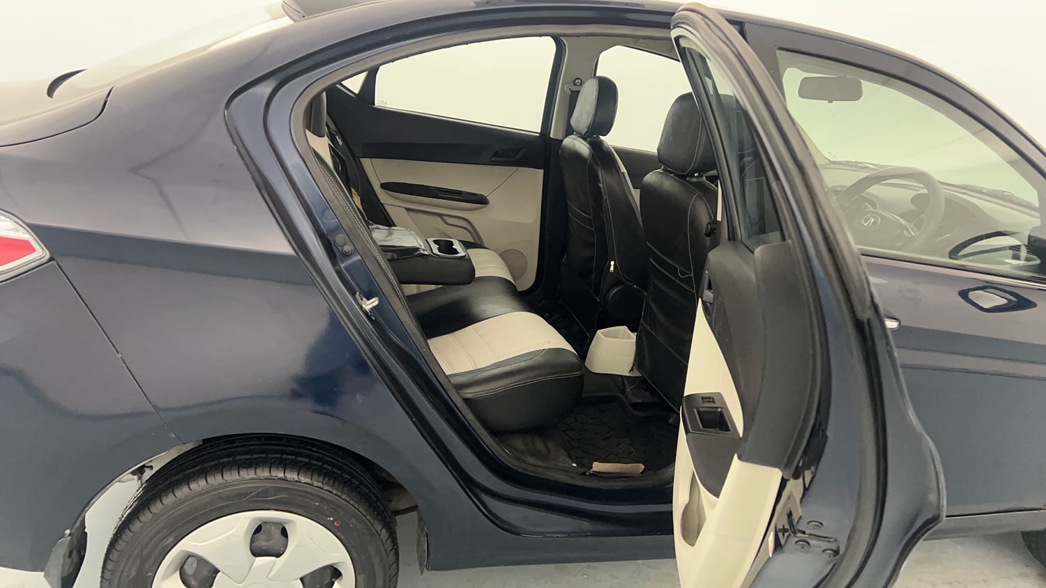Used 2023 Tata Tigor XZ CNG Cng Manual interior RIGHT SIDE REAR DOOR CABIN VIEW