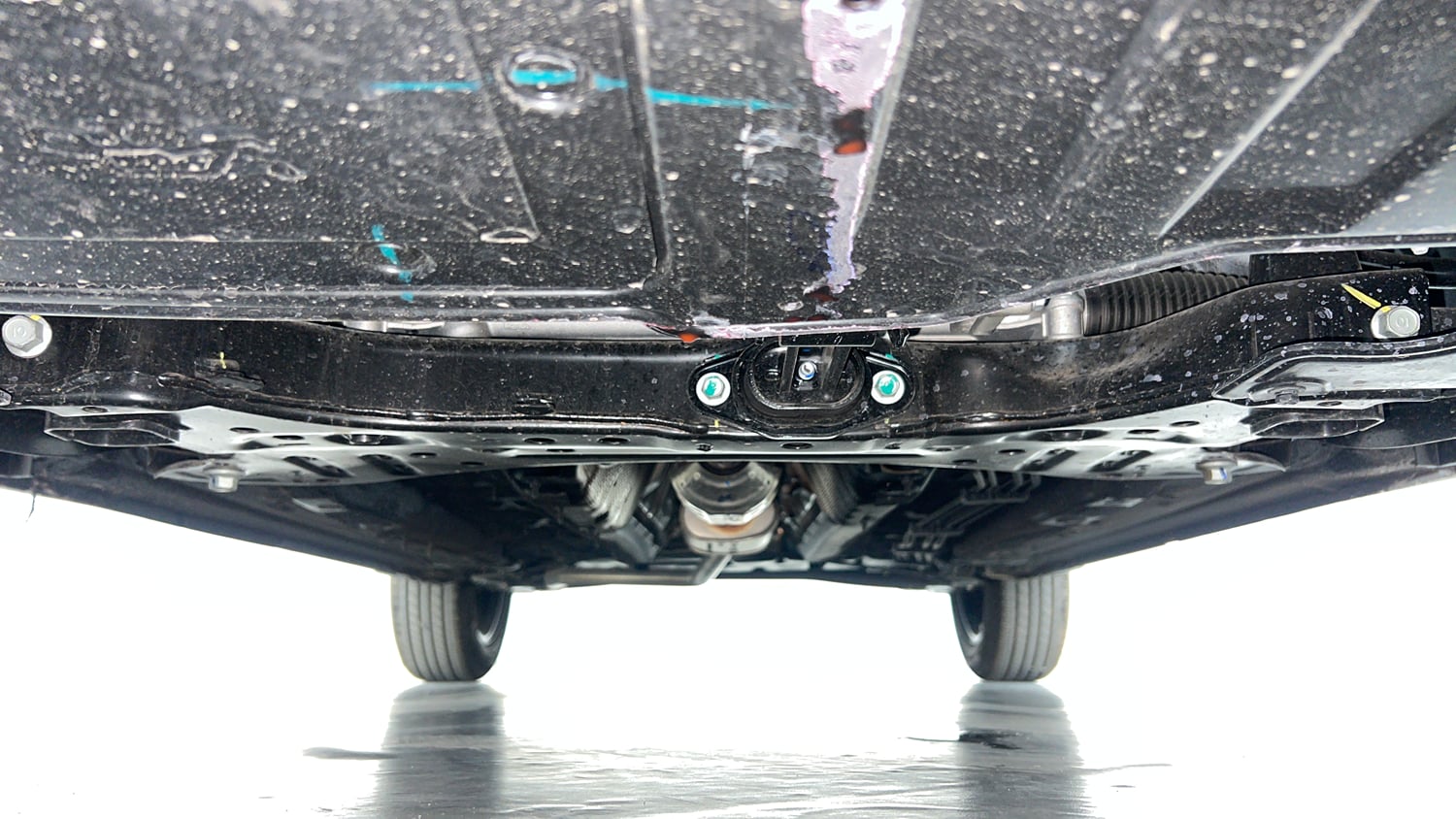 Used 2026 Kia Sonet HTK Plus 1.2 Petrol MT Petrol Manual extra FRONT LEFT UNDERBODY VIEW