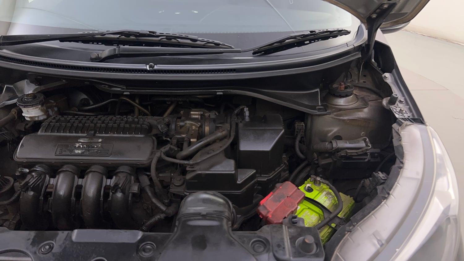 Used 2018 Honda BR-V V Petrol Petrol Manual engine ENGINE LEFT SIDE HINGE & APRON VIEW