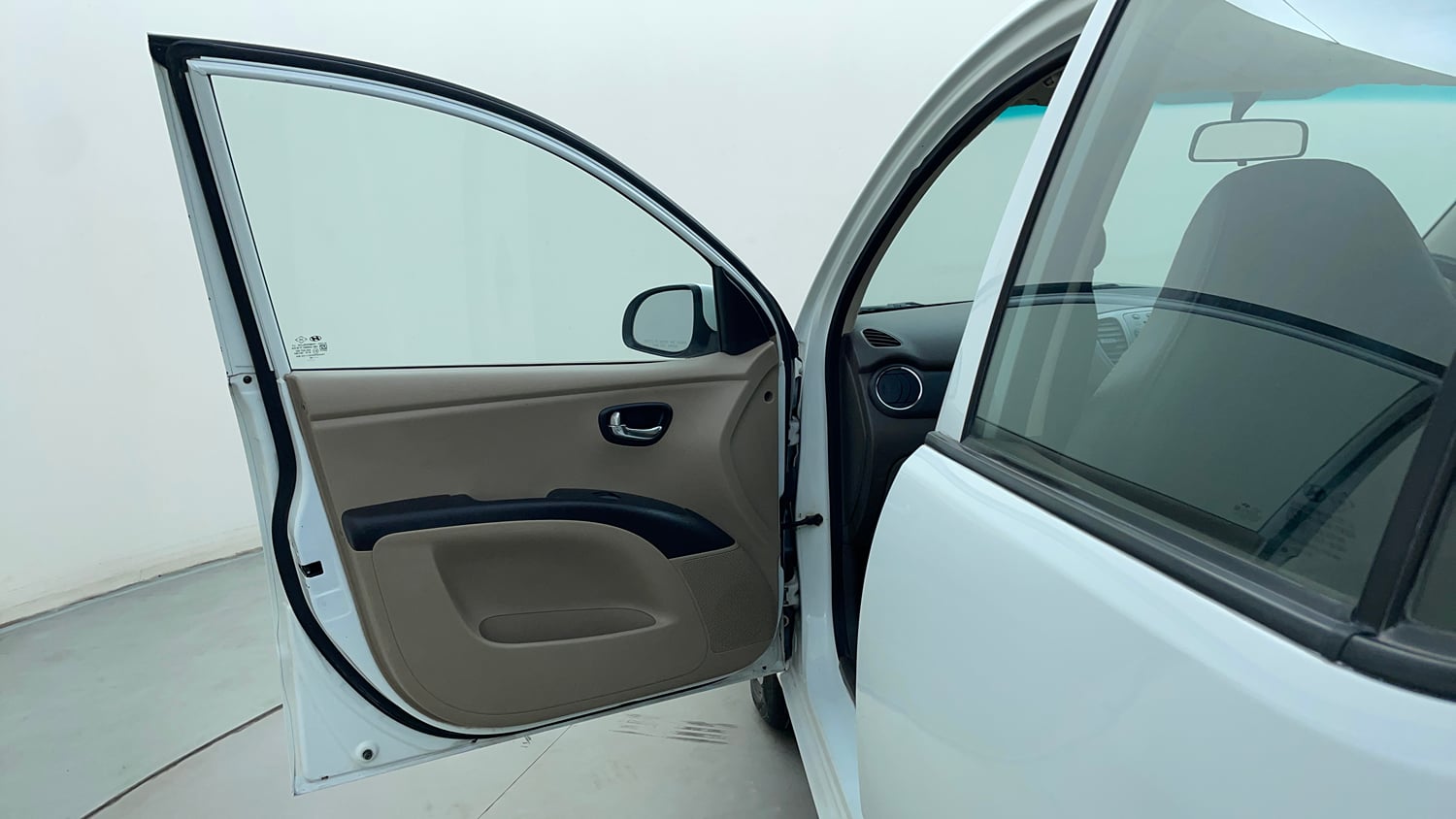 Used 2012 Hyundai i10 Sportz 1.2 Kappa2 Petrol Manual interior LEFT FRONT DOOR OPEN VIEW