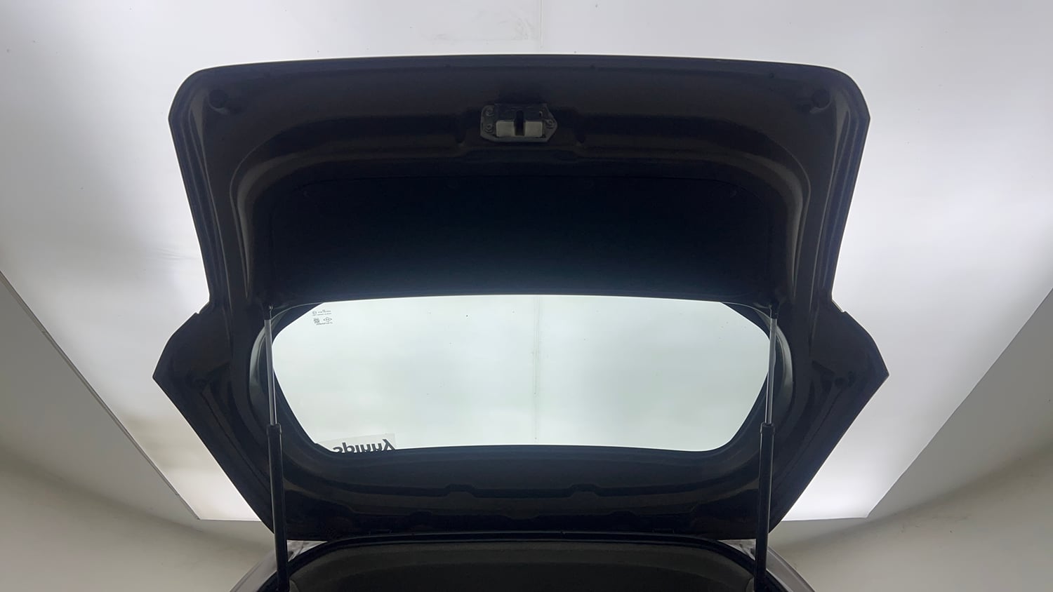 Used 2014 Maruti Suzuki Wagon R LXI CNG Cng Manual interior DICKY DOOR OPEN VIEW
