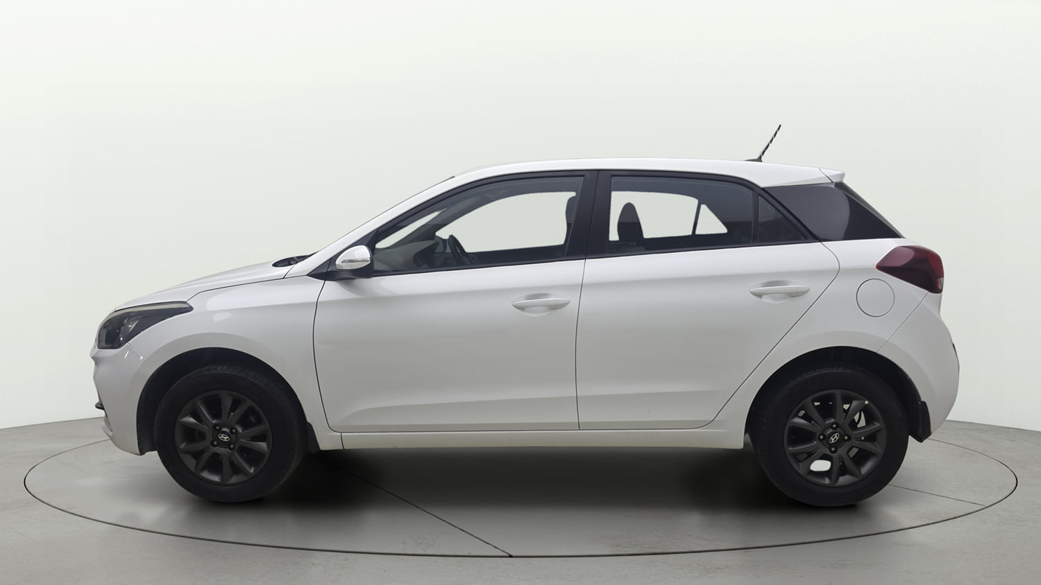 Used 2018 Hyundai Elite i20 Asta 1.2 Petrol Manual exterior LEFT SIDE VIEW