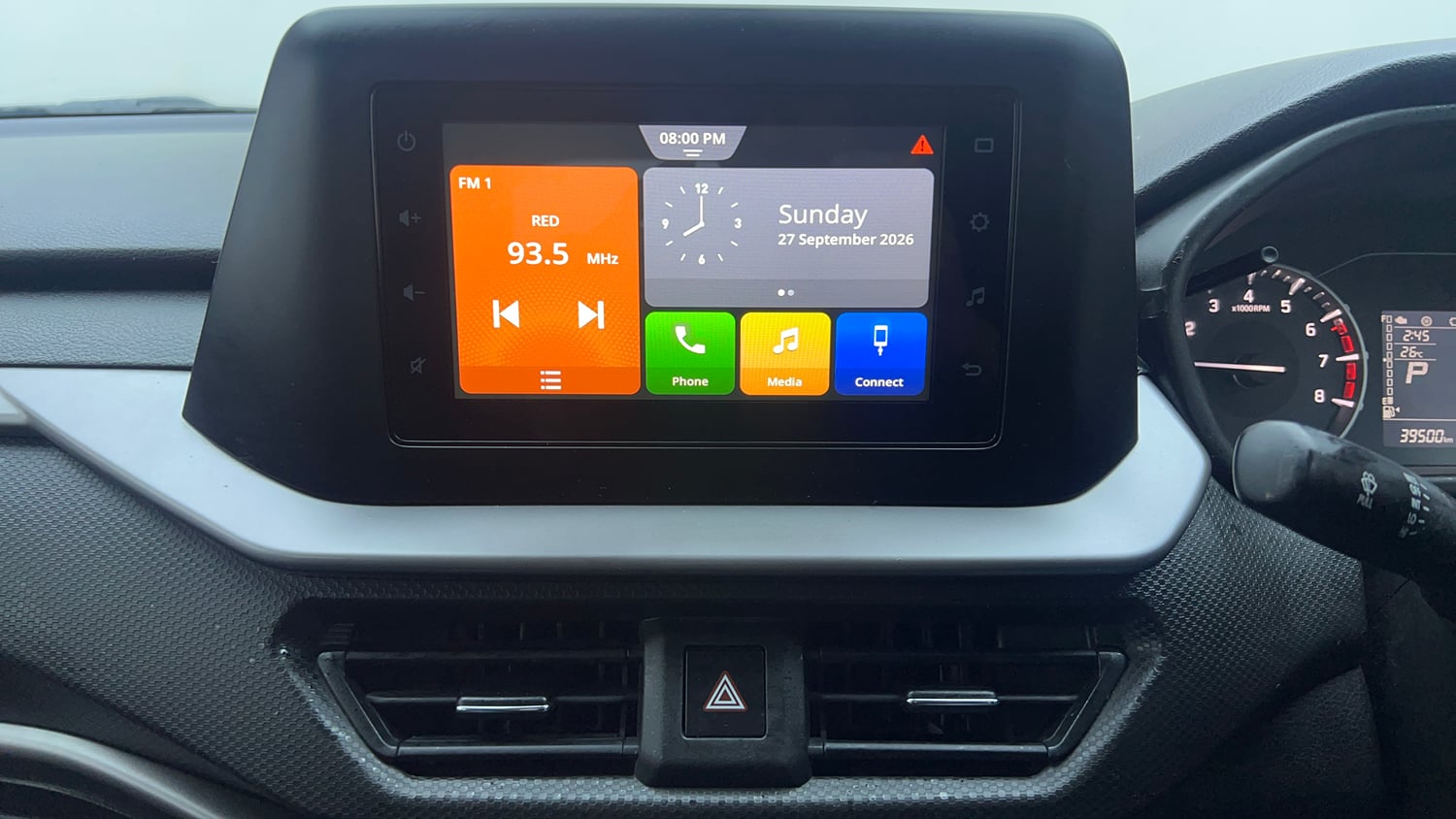 Used 2022 Maruti Suzuki Brezza Vxi AT Petrol Automatic interior MUSIC SYSTEM & AC CONTROL VIEW