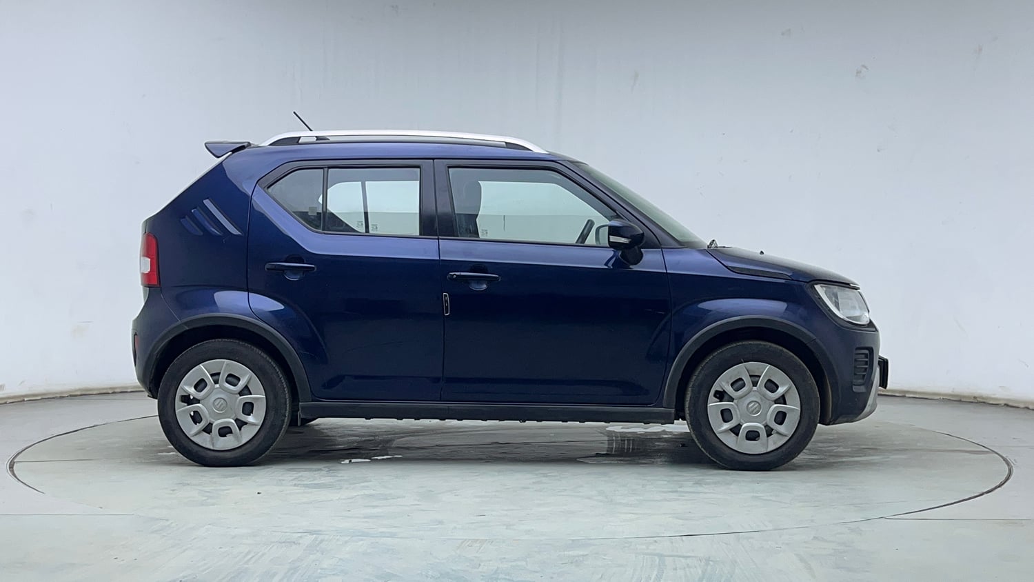 Used 2024 Maruti Suzuki Ignis Delta 1.2 MT Petrol Manual exterior RIGHT SIDE VIEW