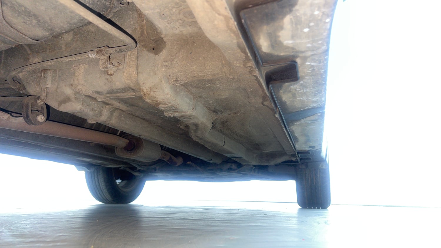Used 2016 Hyundai Creta 1.6 SX Plus Petrol Petrol Manual extra REAR RIGHT UNDERBODY VIEW