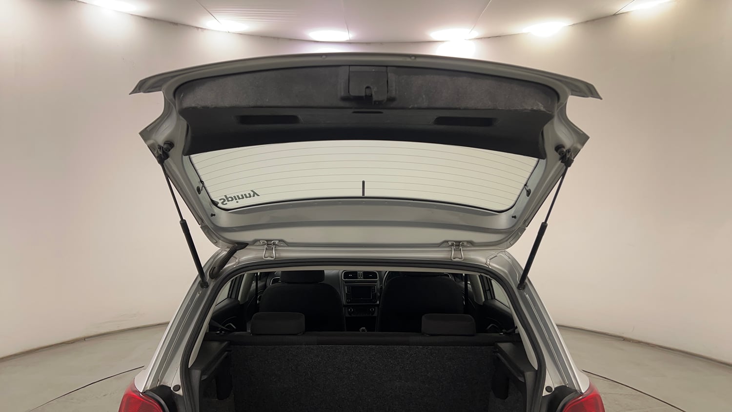 Used 2019 Volkswagen Polo Highline Plus 1.0 (P) 16 Alloy Petrol Manual interior DICKY DOOR OPEN VIEW