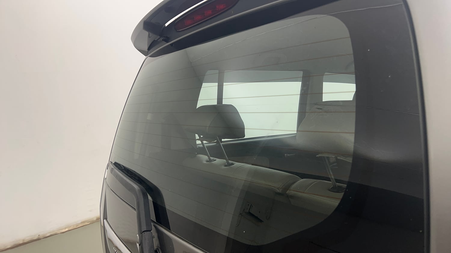 Used 2017 Maruti Suzuki Wagon R VXI+ Petrol Manual top_features Rear defogger