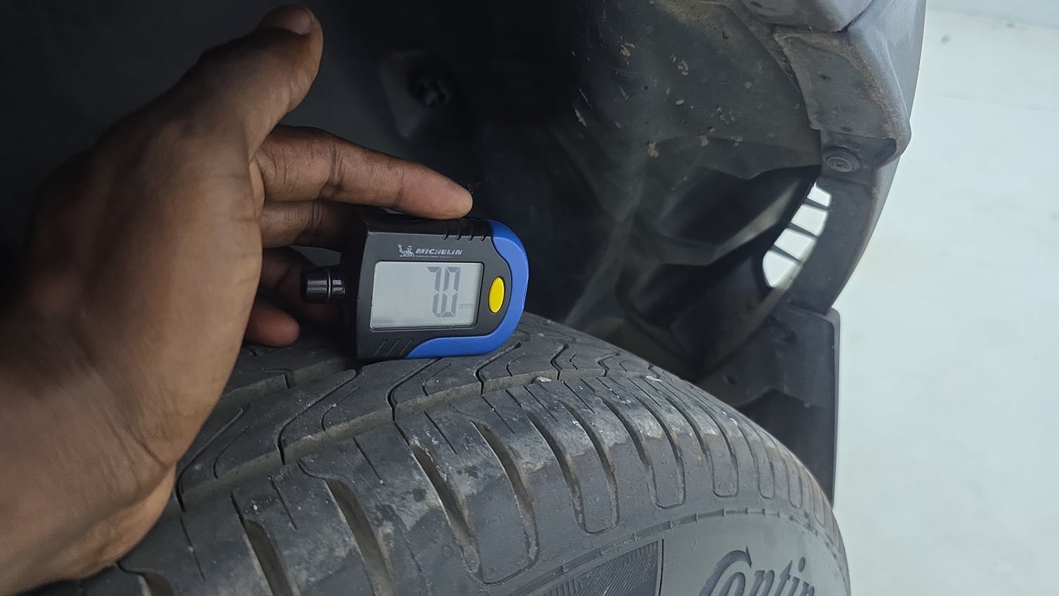 Used 2022 Tata Punch Creative Dual Tone Petrol Manual tyres LEFT REAR TYRE TREAD VIEW