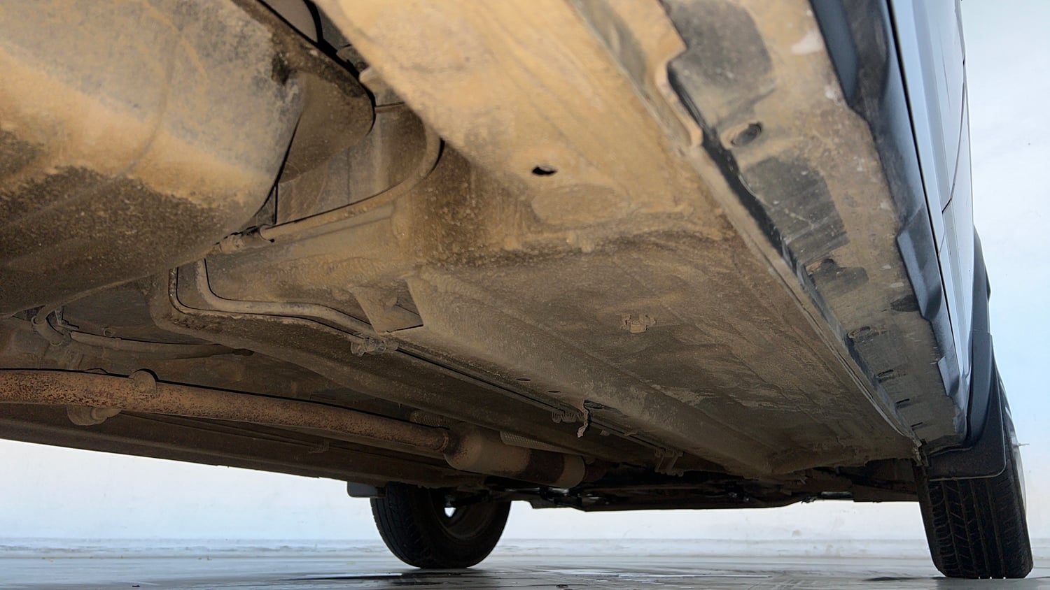 Used 2021 Renault Kiger RXT AMT Petrol Automatic extra REAR RIGHT UNDERBODY VIEW