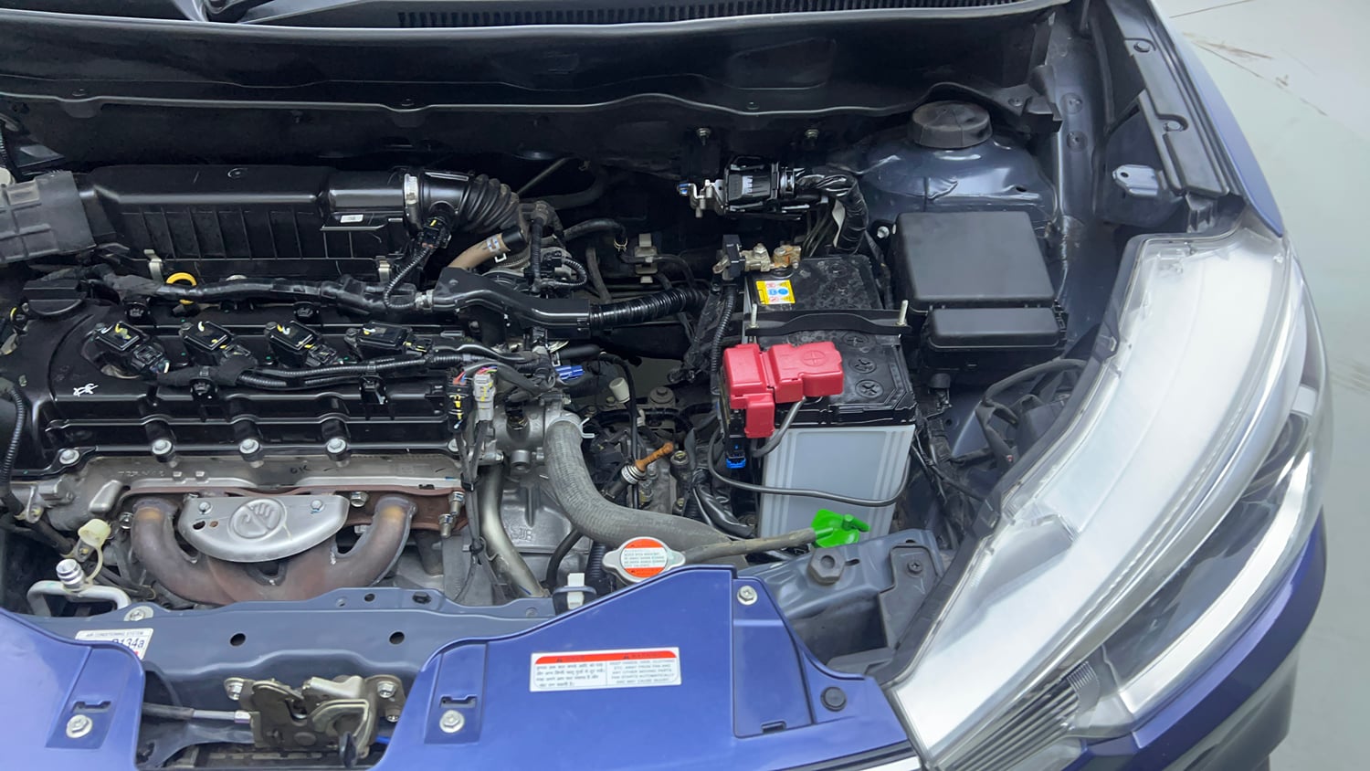Used 2022 Maruti Suzuki New Ertiga VXi AT Petrol Automatic engine ENGINE LEFT SIDE VIEW