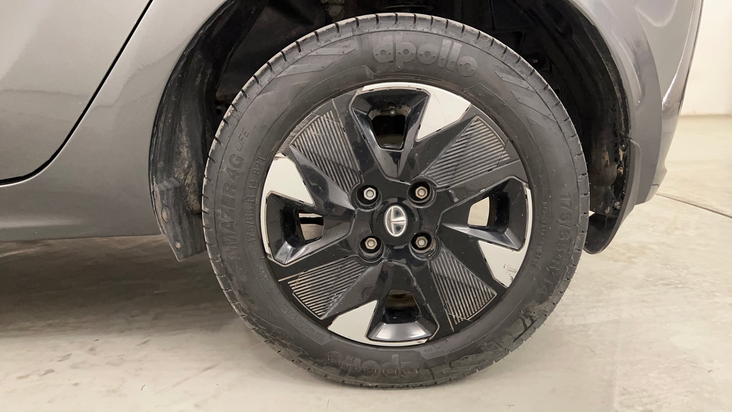 Used 2023 Tata Tiago EV XZ Plus Long Range Electric Automatic tyres LEFT REAR TYRE RIM VIEW