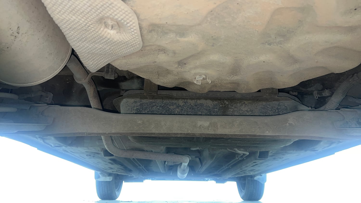 Used 2023 Nissan Magnite XL Petrol Manual extra REAR UNDERBODY VIEW (TAKEN FROM REAR)