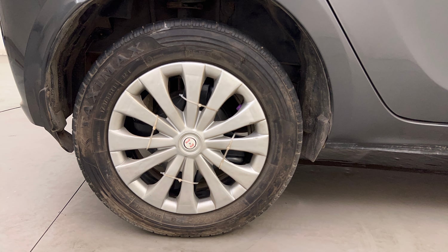 Used 2023 Tata Tiago EV XZ Plus Tech LUX Long Range Electric Automatic tyres RIGHT REAR TYRE RIM VIEW