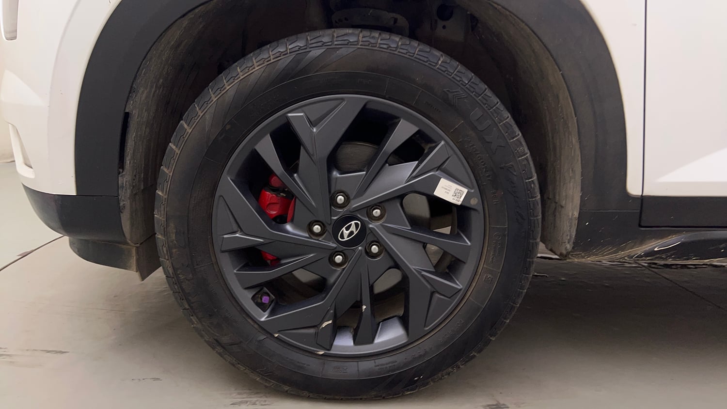 Used 2022 Hyundai Creta SX (O) 1.5 Petrol IVT Knight Petrol Automatic tyres LEFT FRONT TYRE RIM VIEW