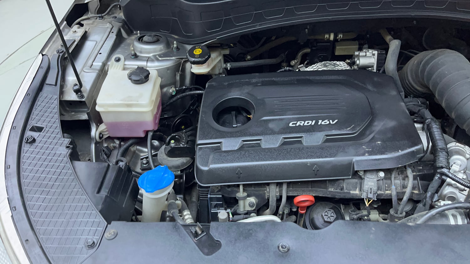 Used 2019 Kia Seltos HTK Plus 1.5 Diesel Diesel Manual engine ENGINE RIGHT SIDE VIEW