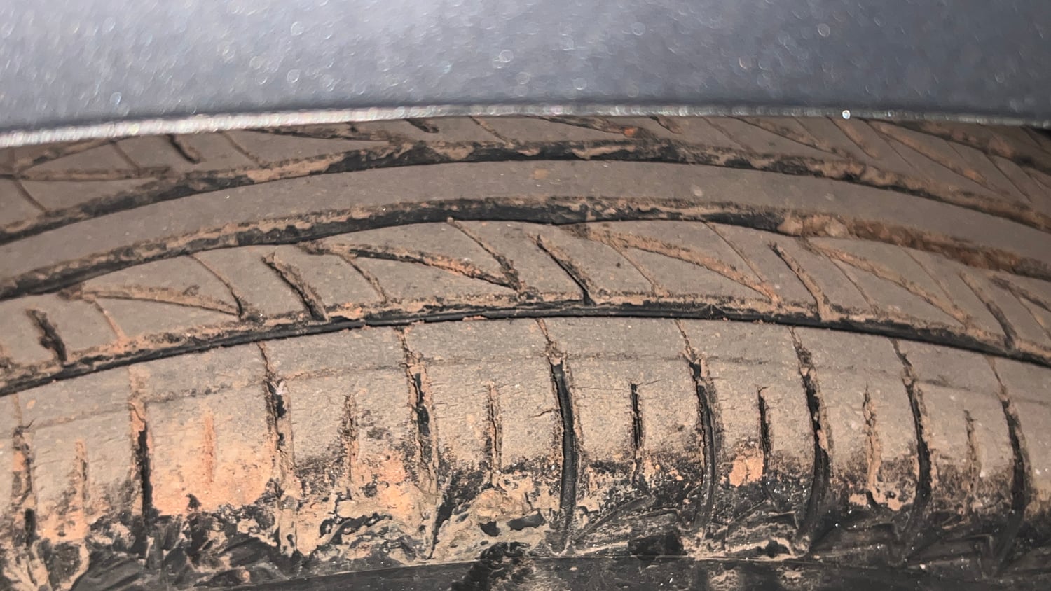 Used 2017 Maruti Suzuki Wagon R VXI+ Petrol Manual tyres LEFT FRONT TYRE TREAD VIEW