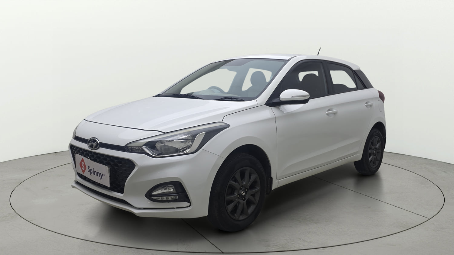 Used 2018 Hyundai Elite i20 Asta 1.2 Petrol Manual exterior LEFT FRONT CORNER VIEW