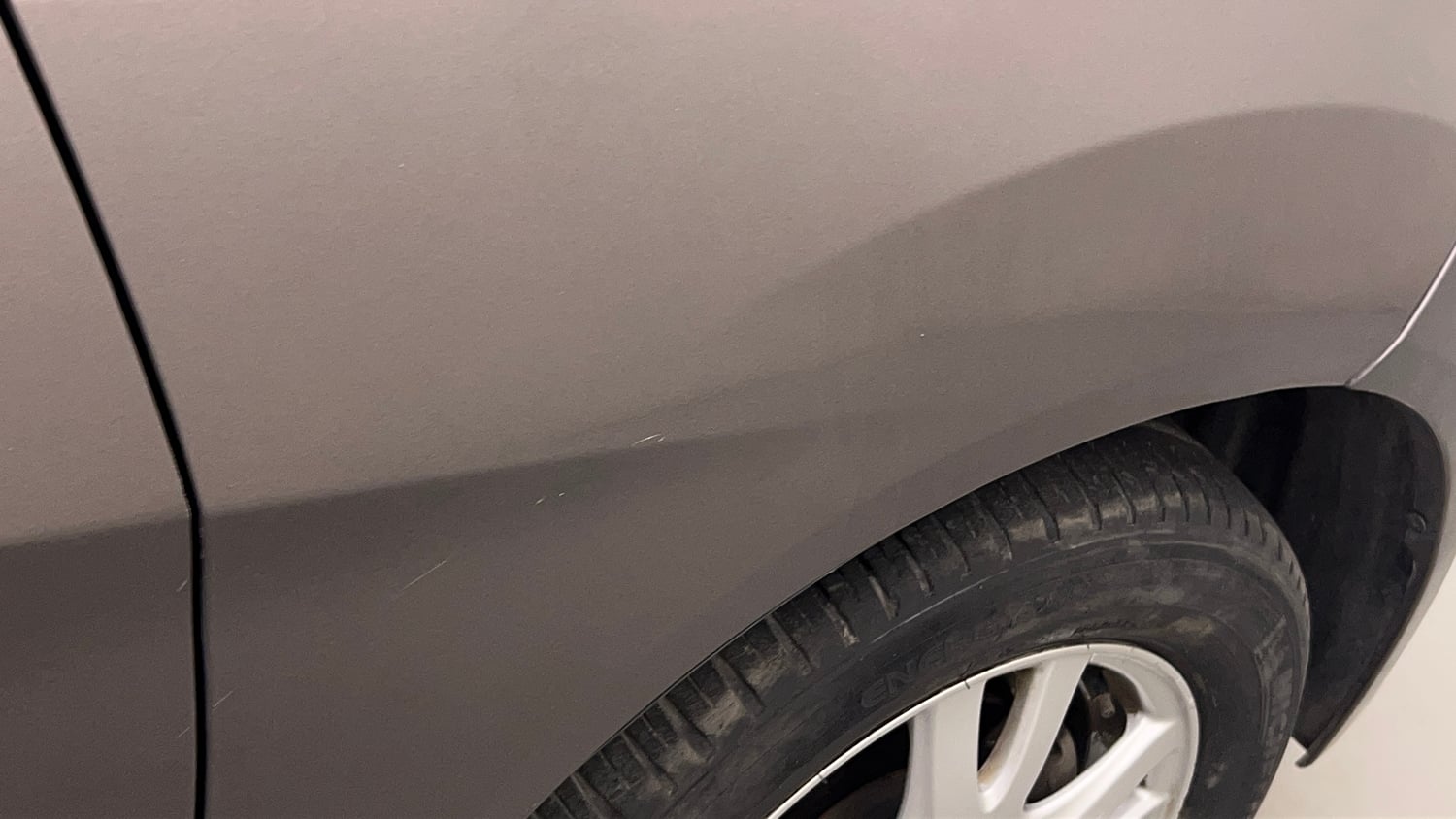 Used 2015 Honda Brio VX AT Petrol Automatic dents MINOR SCRATCH