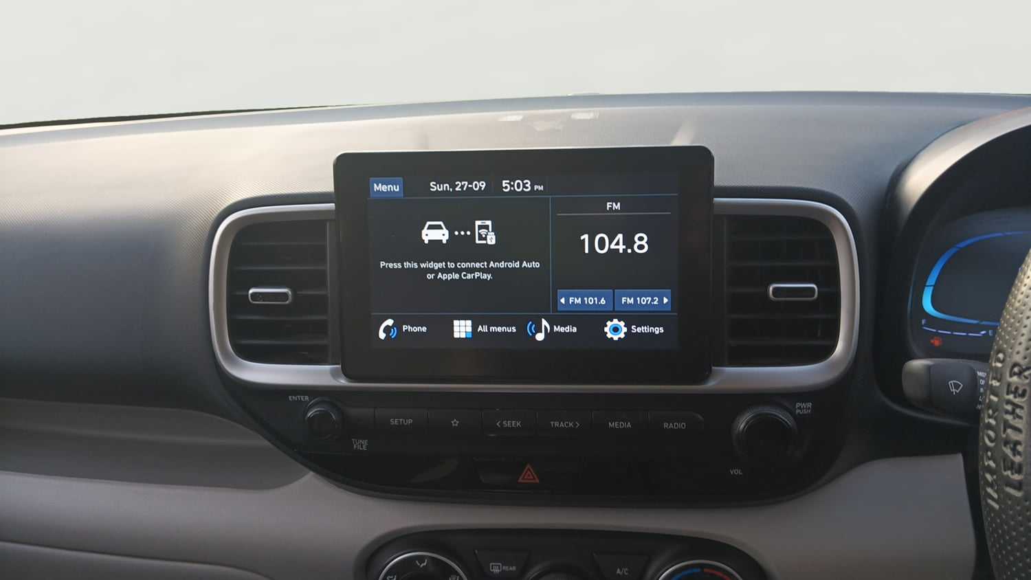 Used 2022 Hyundai Venue S 1.2 Petrol Petrol Manual interior MUSIC SYSTEM & AC CONTROL VIEW