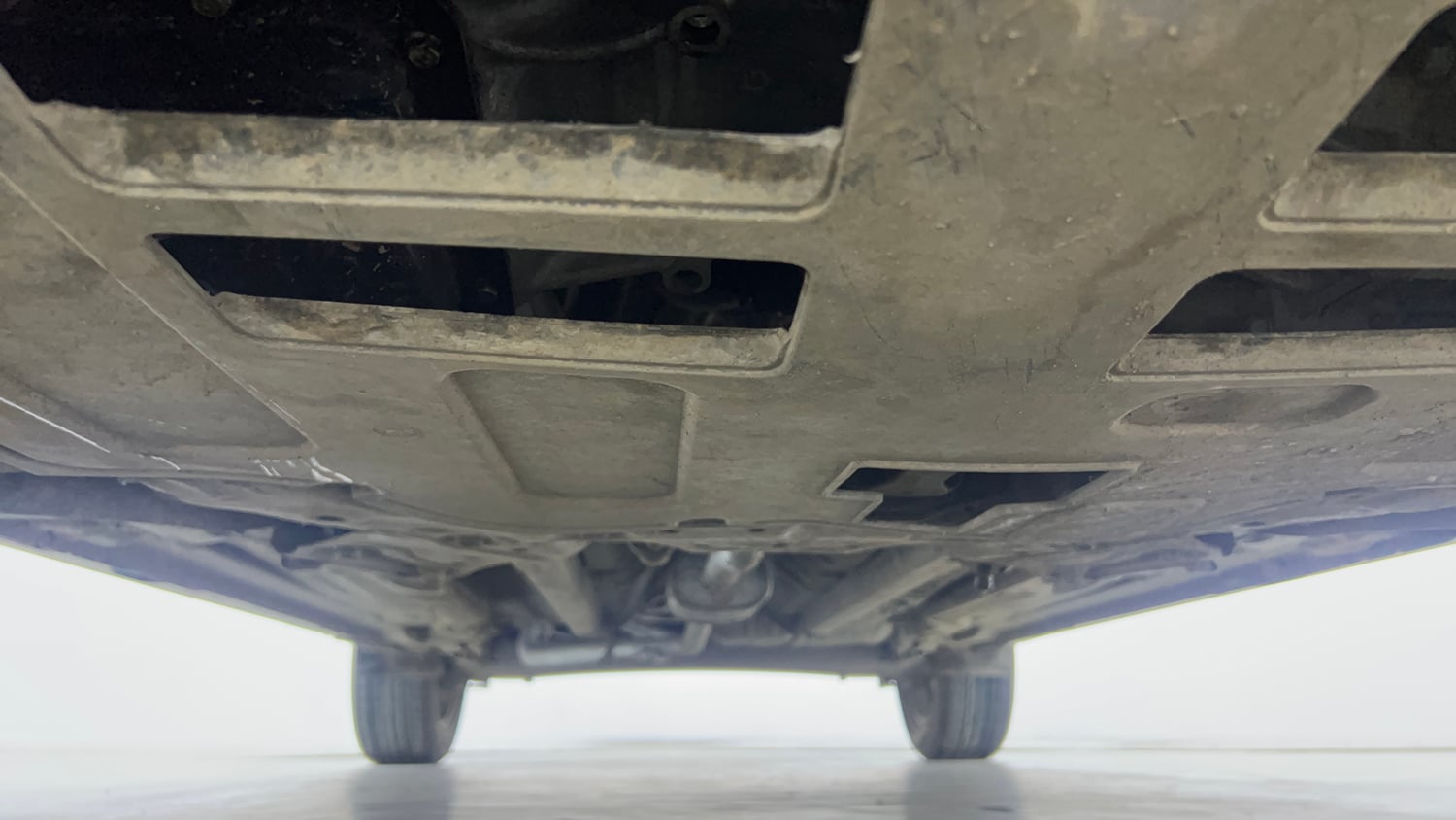 Used 2018 Hyundai Creta SX Plus 1.6 AT Petrol Petrol Automatic extra FRONT LEFT UNDERBODY VIEW