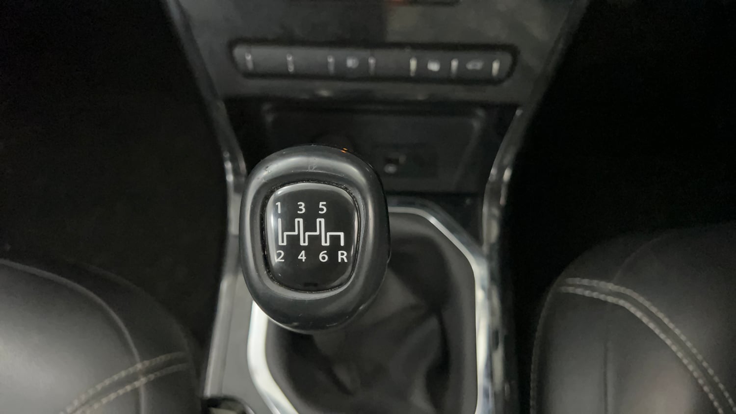 Used 2021 Tata Nexon XZ Plus Diesel Diesel Manual interior GEAR  KNOB VIEW