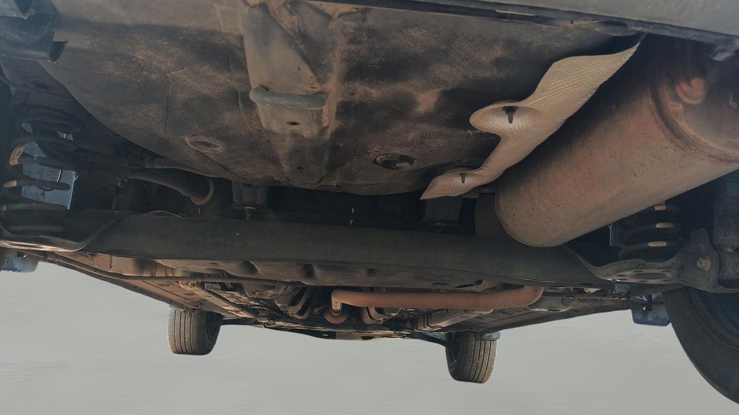 Used 2022 Hyundai Venue S 1.2 Petrol Petrol Manual extra REAR RIGHT UNDERBODY VIEW