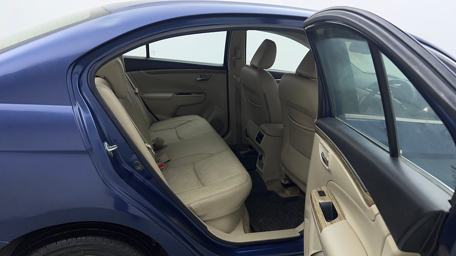 Used 2019 Maruti Suzuki Ciaz Alpha Hybrid 1.5 AT Petrol Automatic interior RIGHT SIDE REAR DOOR CABIN VIEW