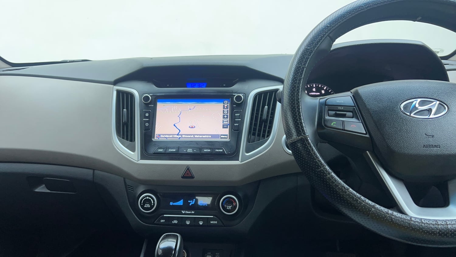 Used 2018 Hyundai Creta SX Plus 1.6 AT Petrol Petrol Automatic top_features Touch screen infotainment system
