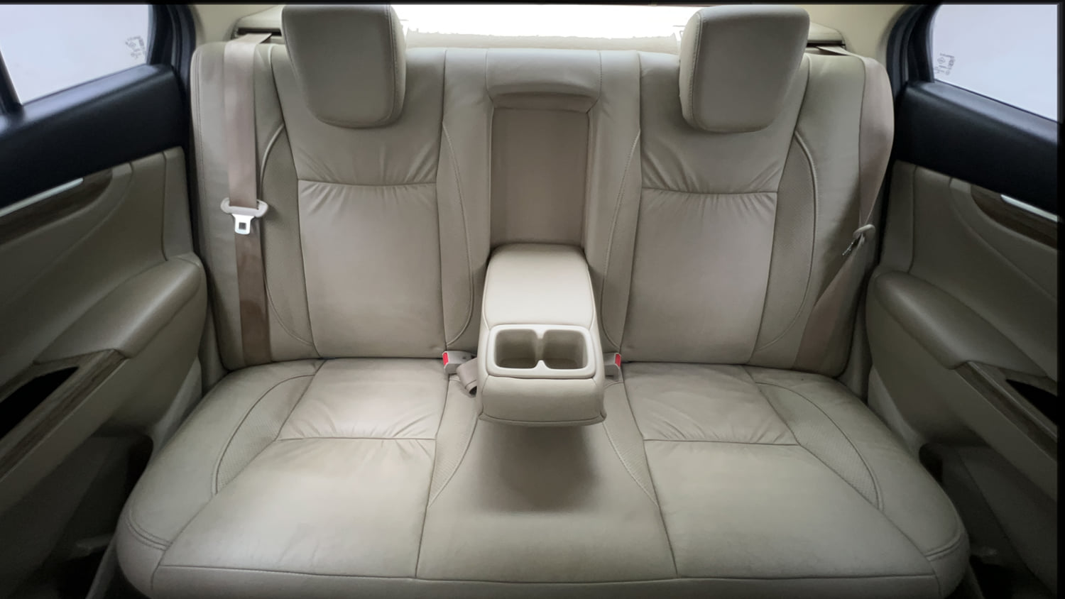 Used 2021 Maruti Suzuki Ciaz Alpha 1.5 Petrol Manual interior REAR SEAT CONDITION VIEW
