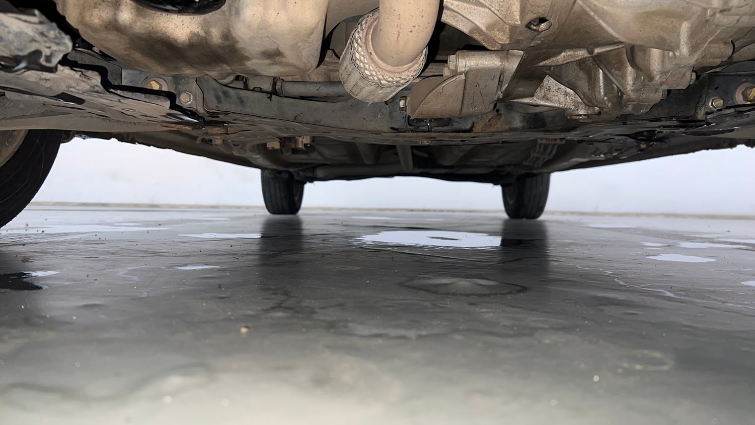Used 2019 Maruti Suzuki Ertiga ZDi Plus 1.5 Diesel Diesel Manual extra FRONT LEFT UNDERBODY VIEW