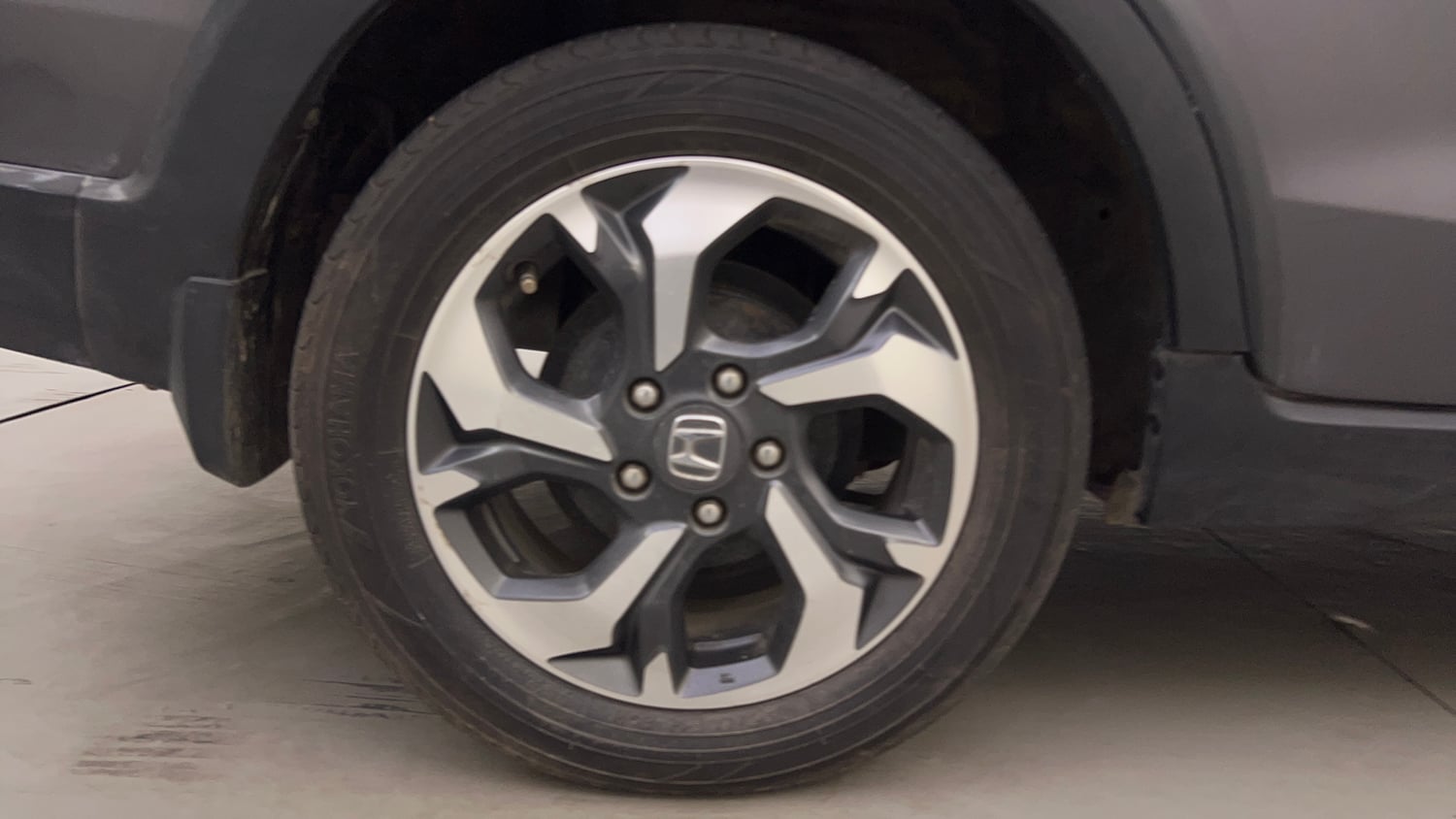 Used 2018 Honda BR-V V Petrol Petrol Manual tyres RIGHT REAR TYRE RIM VIEW