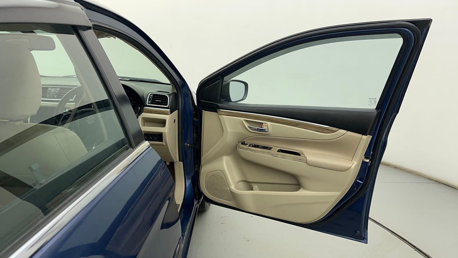 Used 2020 Maruti Suzuki Ciaz Alpha 1.5 AT Petrol Automatic interior RIGHT FRONT DOOR OPEN VIEW