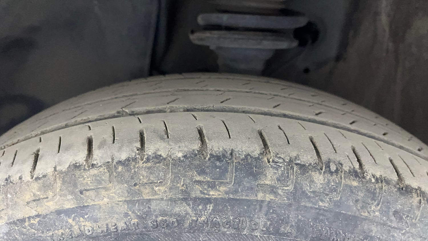 Used 2024 Maruti Suzuki Ignis Delta 1.2 MT Petrol Manual tyres LEFT FRONT TYRE TREAD VIEW