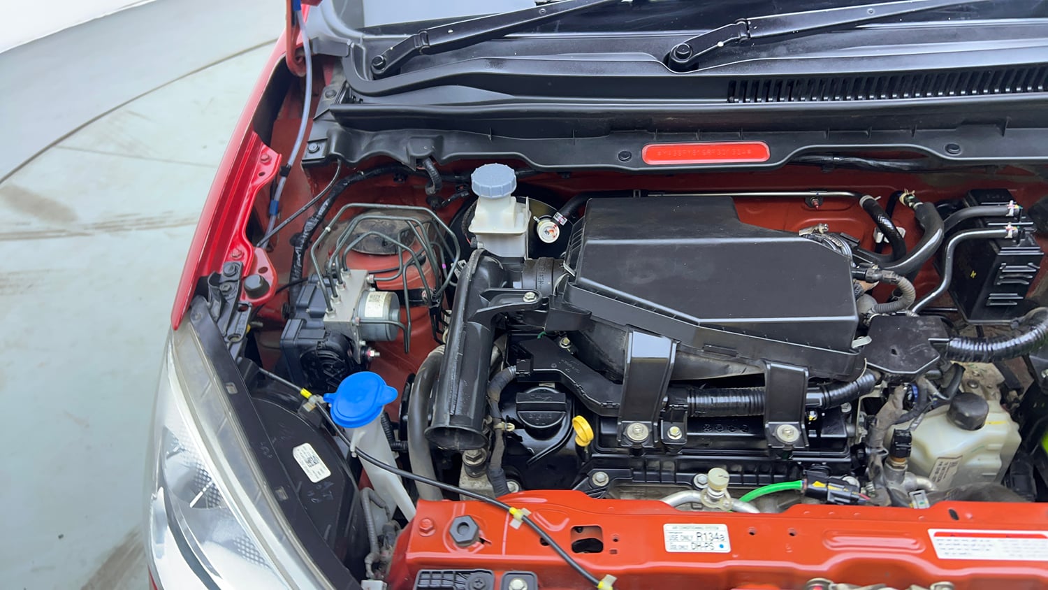 Used 2024 Maruti Suzuki Alto K10 VXi Plus AGS Petrol Automatic engine ENGINE RIGHT SIDE VIEW
