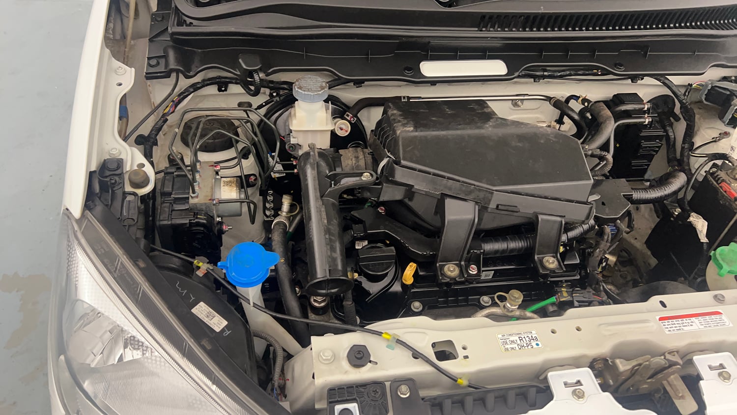 Used 2024 Maruti Suzuki Alto K10 VXi Petrol Manual engine ENGINE RIGHT SIDE VIEW