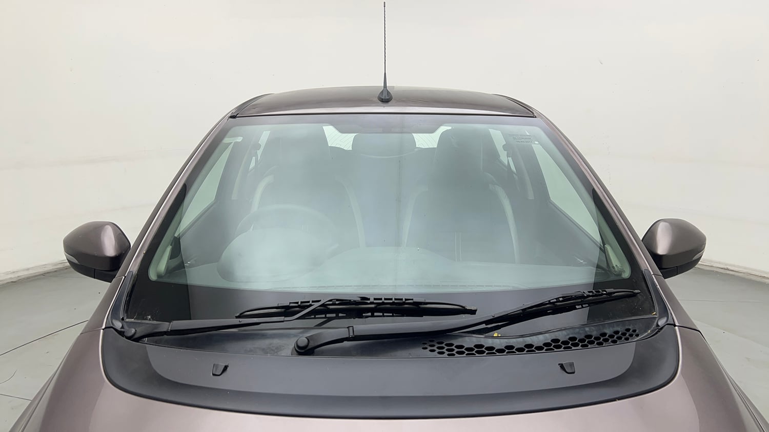 Used 2017 Tata Tiago Revotron XZ Petrol Manual exterior FRONT WINDSHIELD VIEW