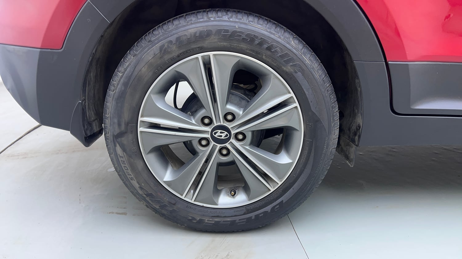 Used 2018 Hyundai Creta SX Plus 1.6 AT Petrol Petrol Automatic tyres RIGHT REAR TYRE RIM VIEW