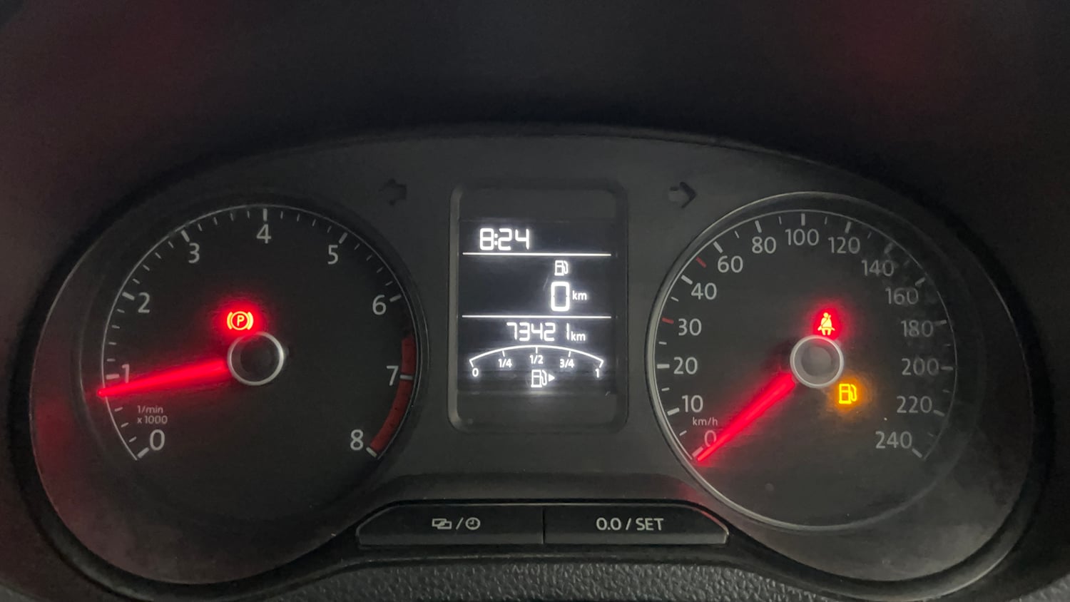 Used 2019 Volkswagen Polo Highline Plus 1.0 (P) 16 Alloy Petrol Manual interior CLUSTERMETER VIEW