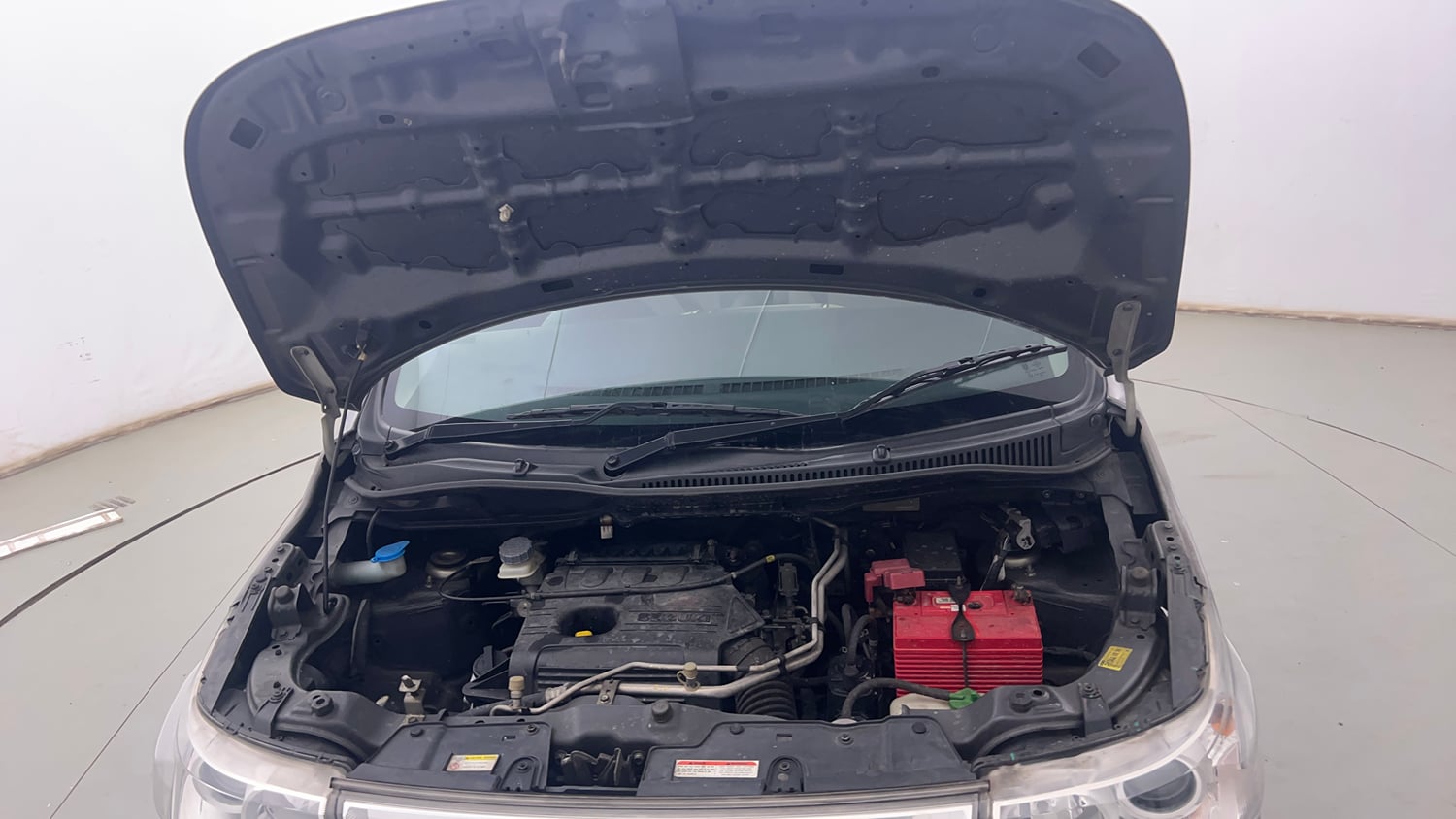 Used 2017 Maruti Suzuki Wagon R VXI+ Petrol Manual engine ENGINE & BONNET OPEN FRONT VIEW